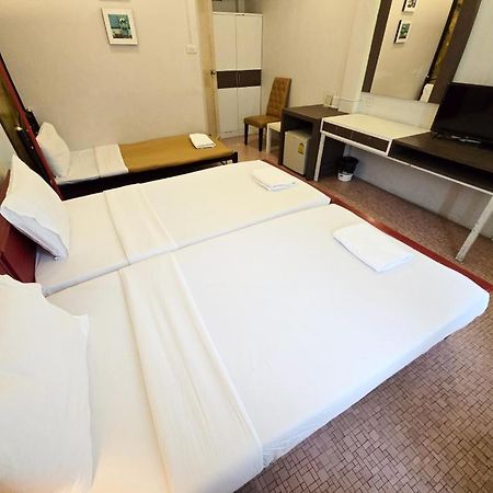 Rajata Hotel Bangkok Luaran gambar