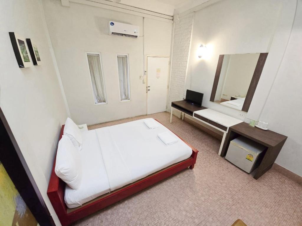 Rajata Hotel Bangkok Luaran gambar